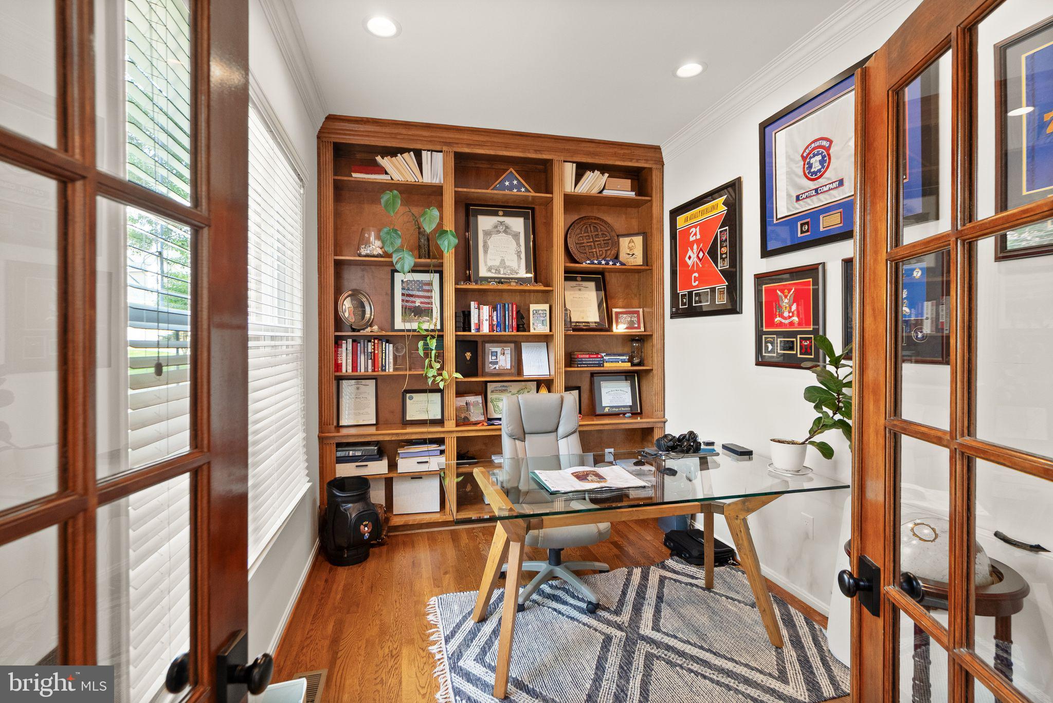 BRADDOCK MANOR - Residential