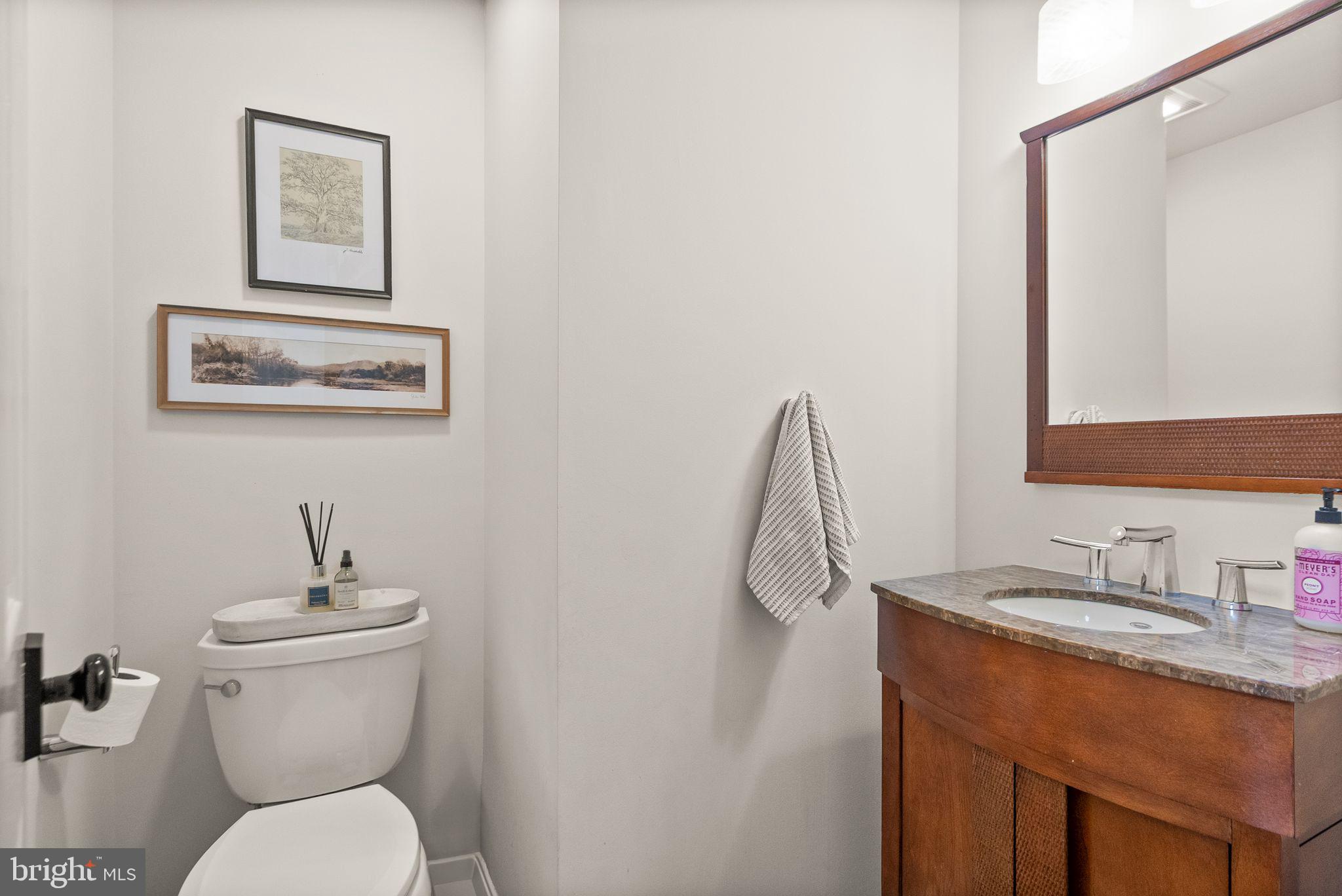 BRADDOCK MANOR - Residential