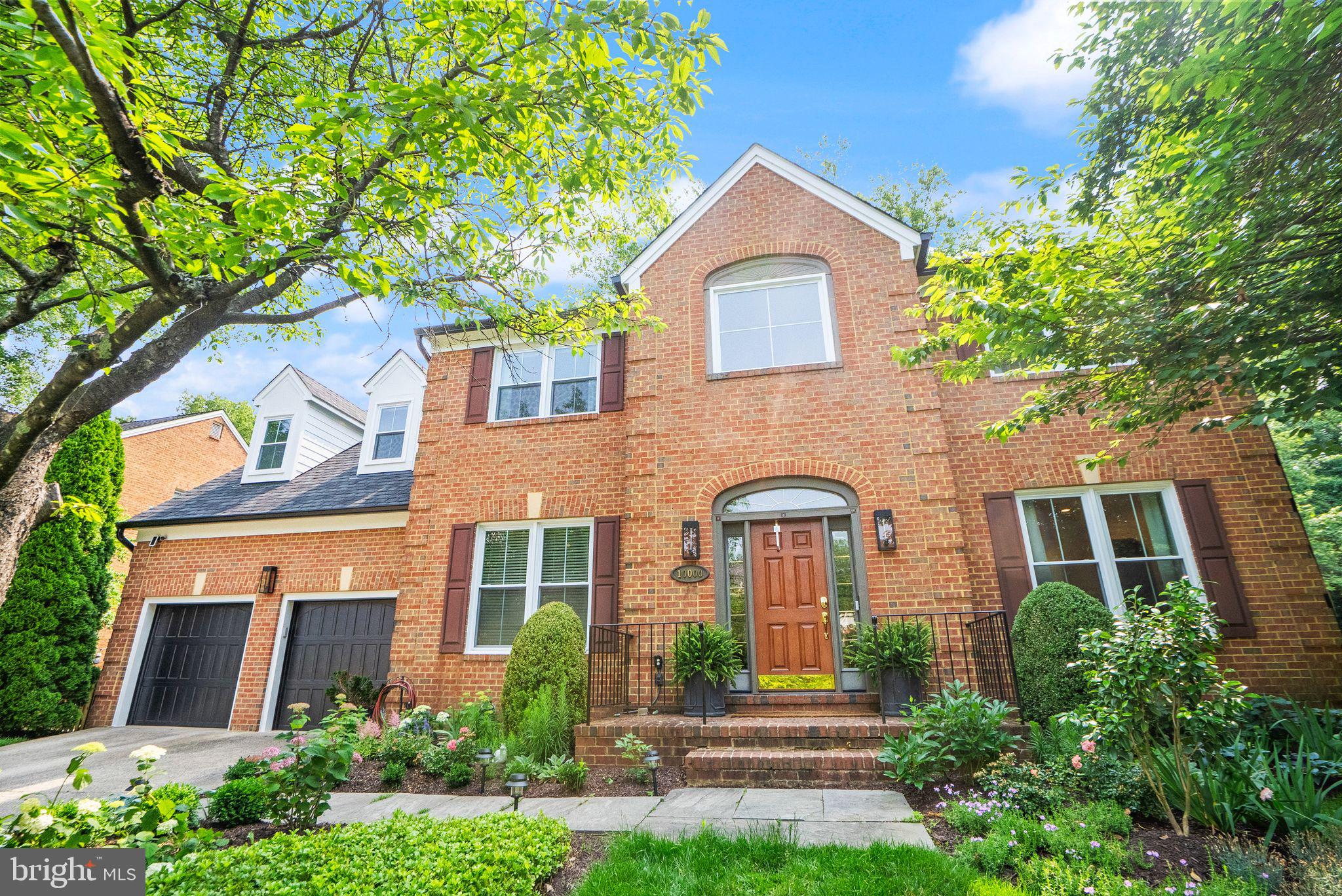 10000 MANOR PLACE