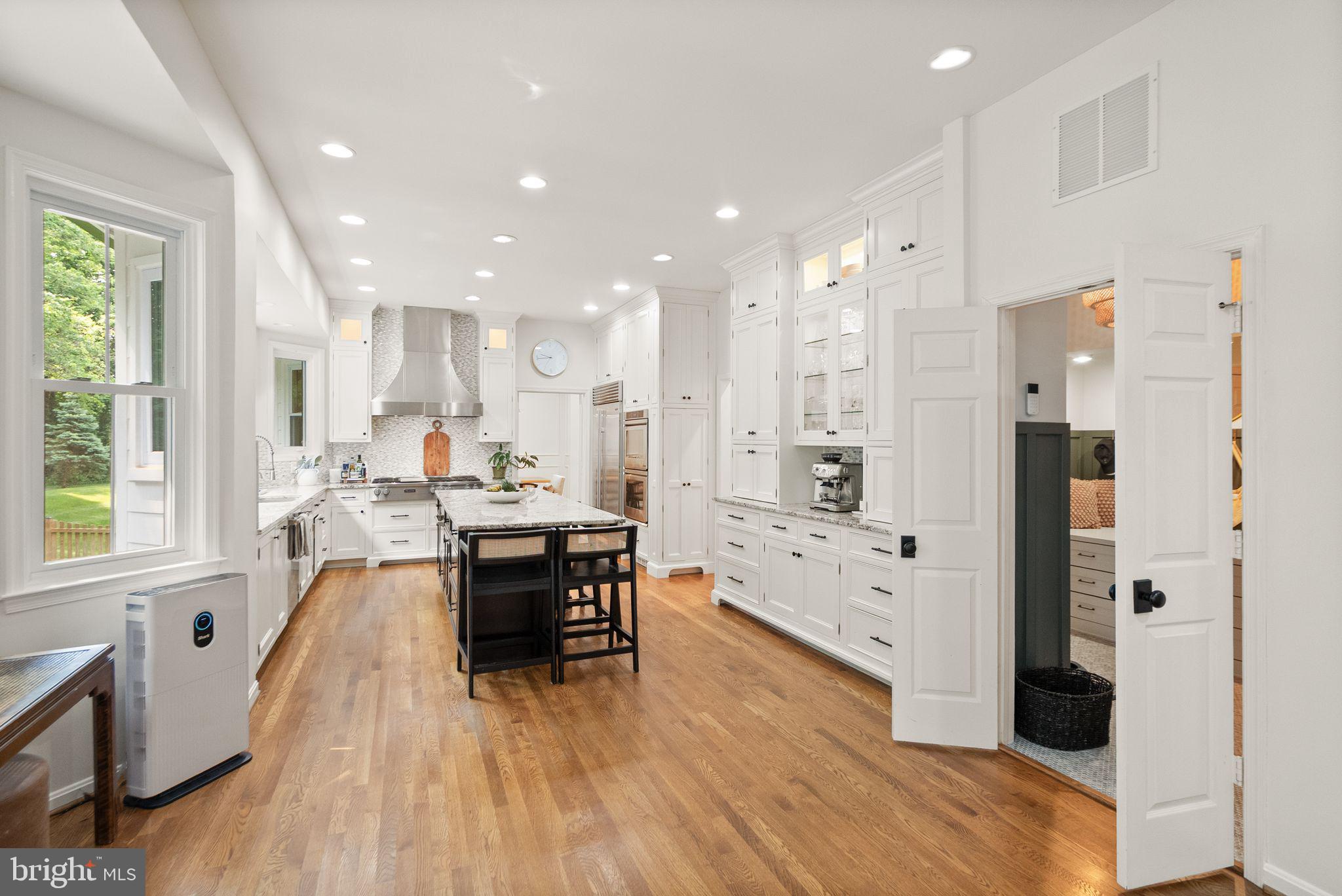 BRADDOCK MANOR - Residential