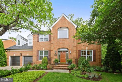 10000 MANOR PLACE FAIRFAX VA 22032