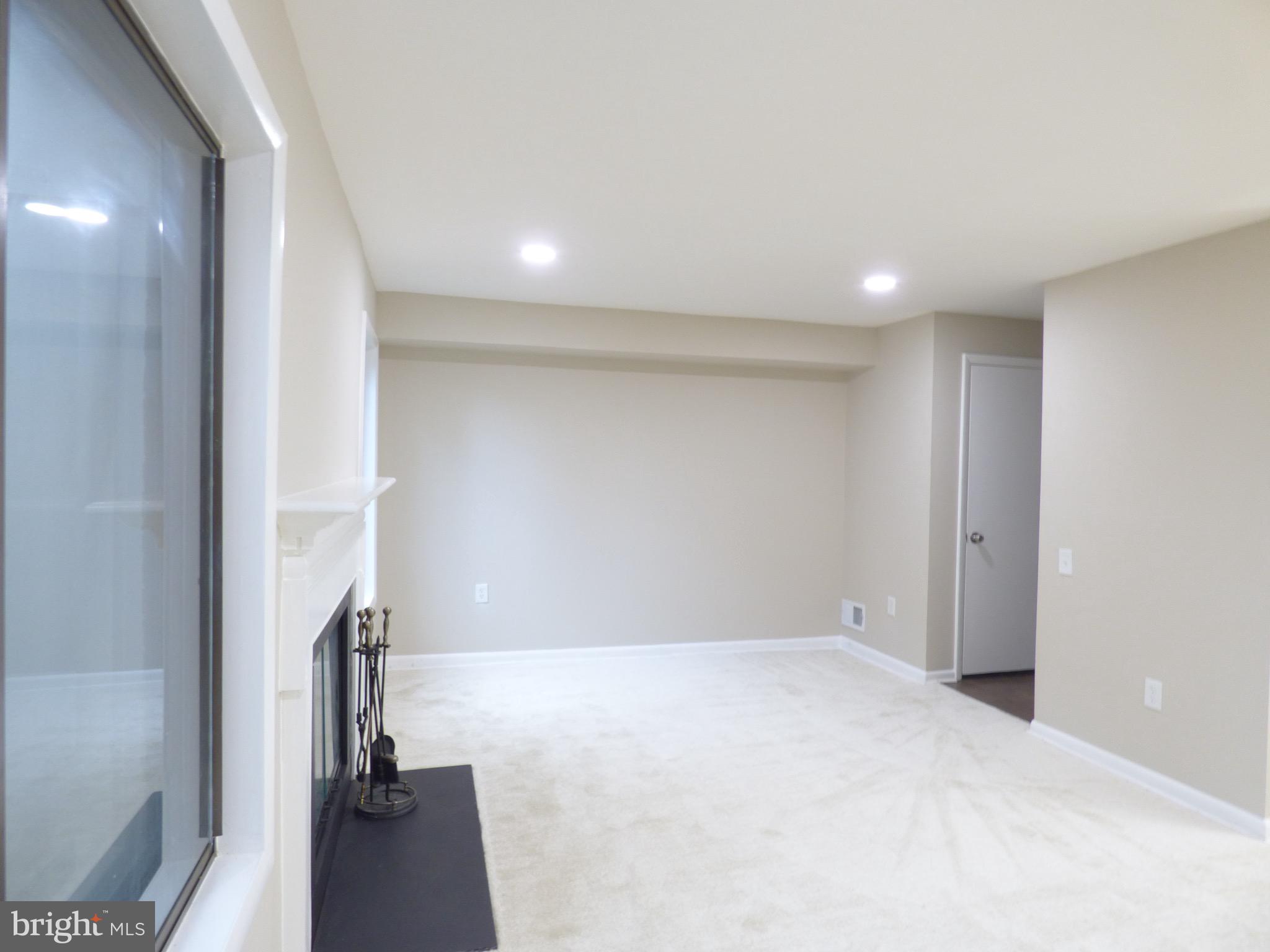 TERRACE TOWNHOME - Residential