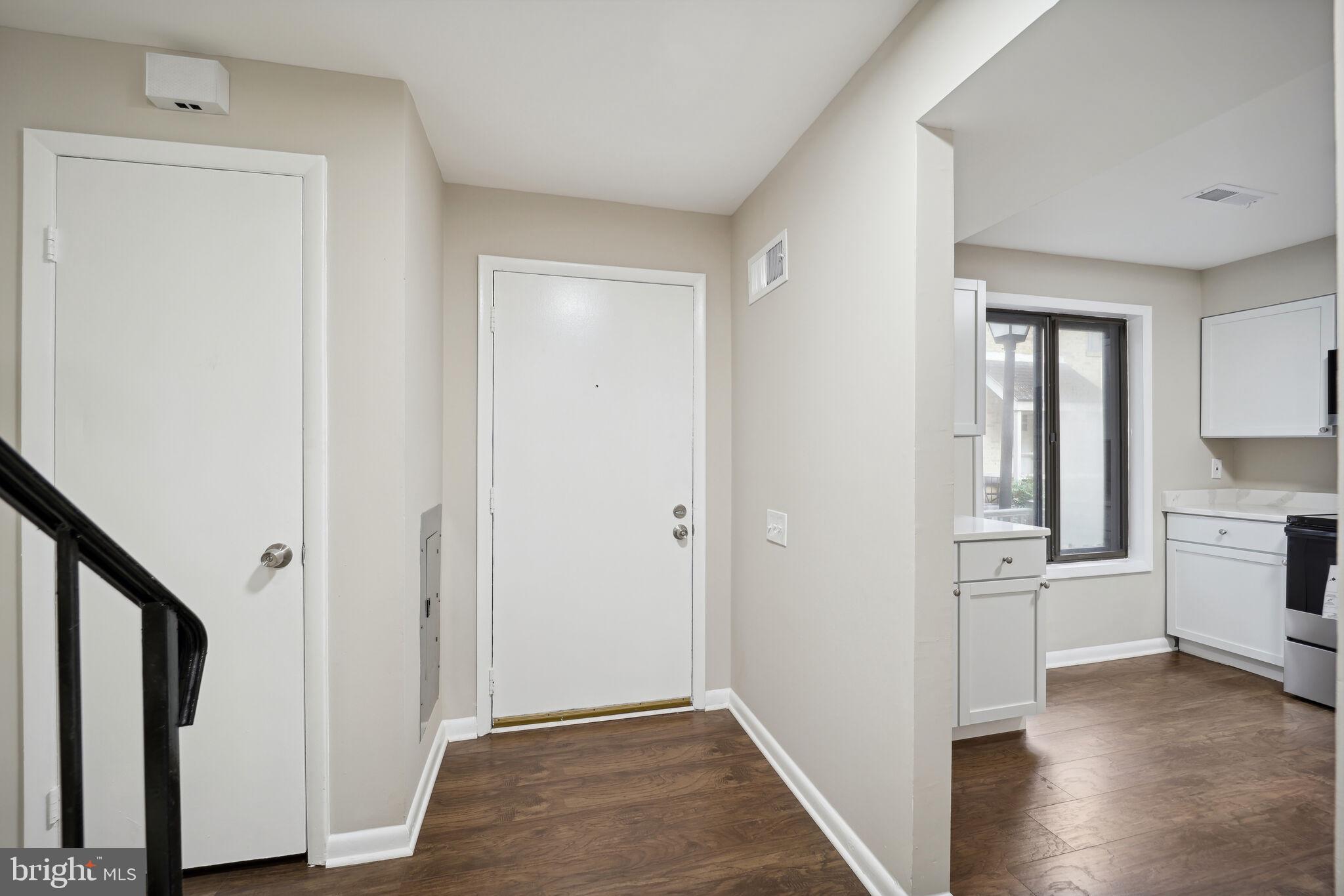 TERRACE TOWNHOME - Residential