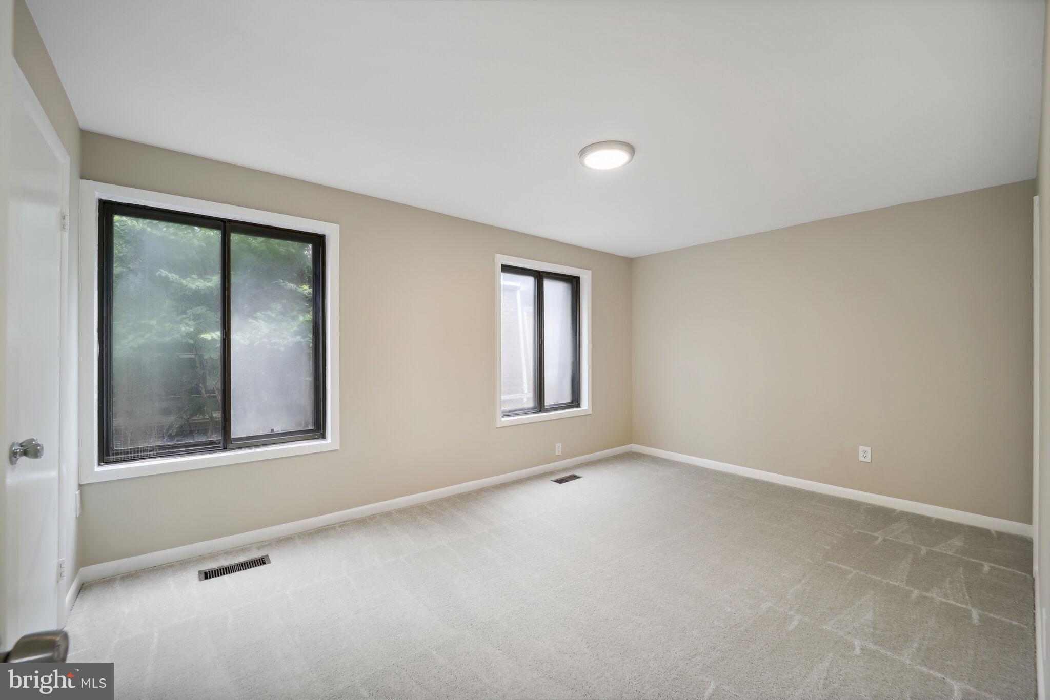 TERRACE TOWNHOME - Residential