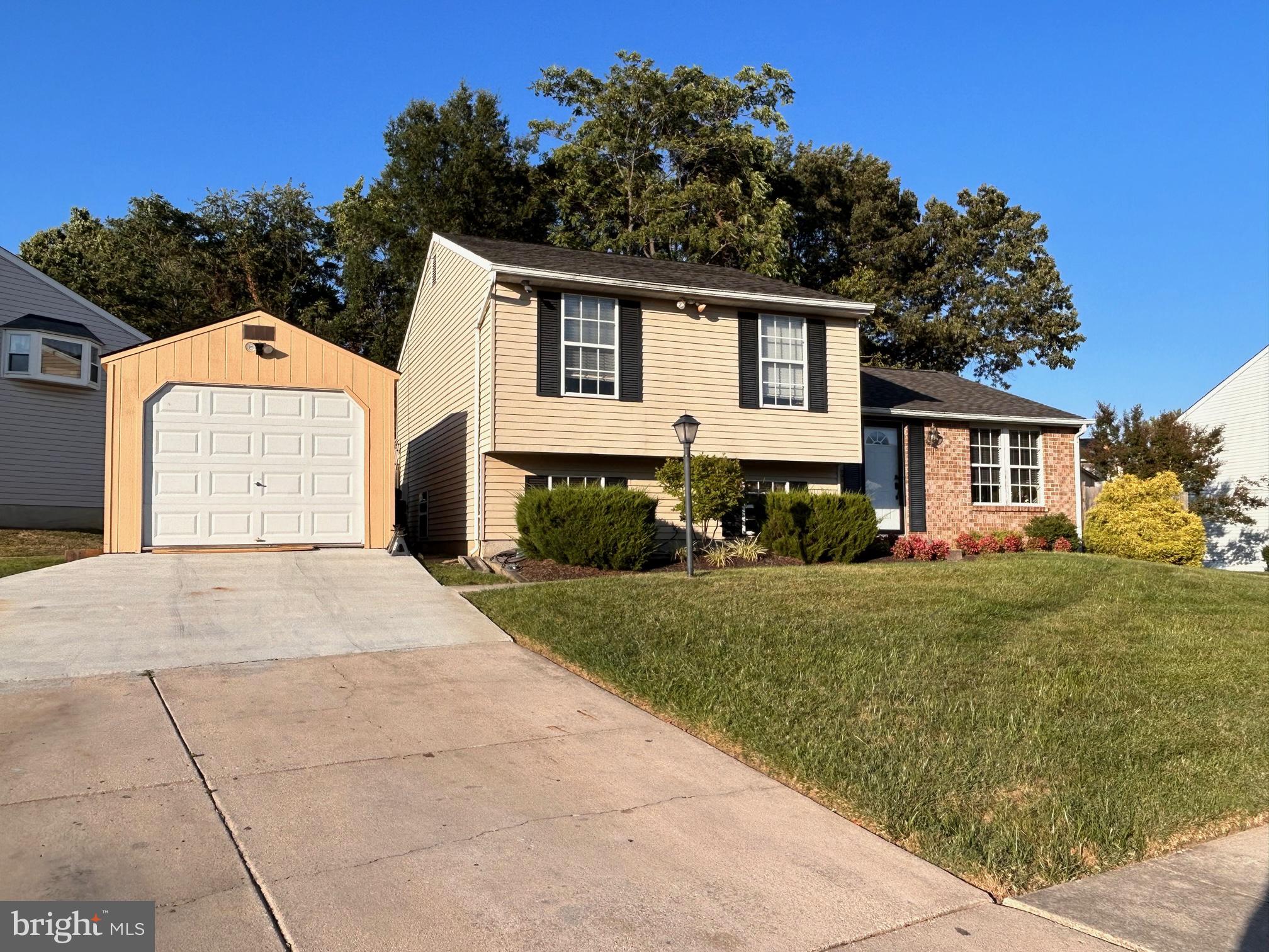 GOLDENTREE - Residential