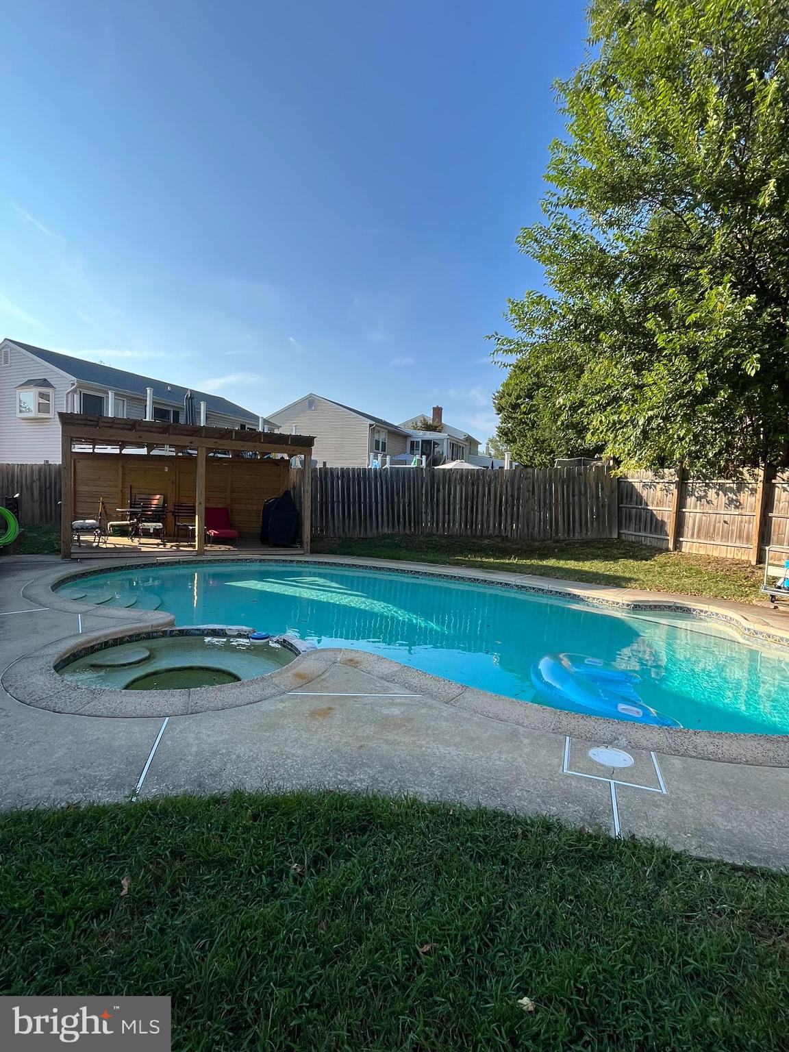 GOLDENTREE - Residential