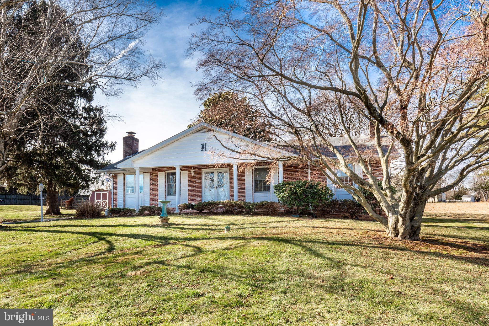 EAZEE ACRES - Residential