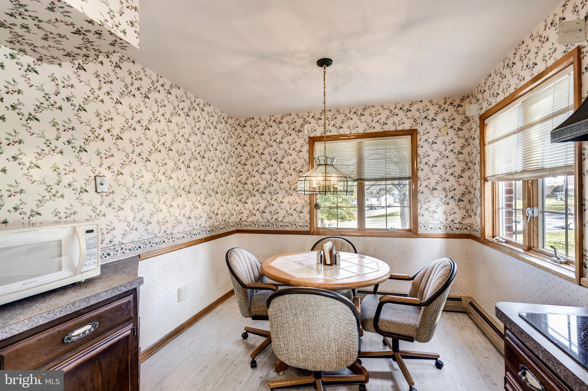 EAZEE ACRES - Residential