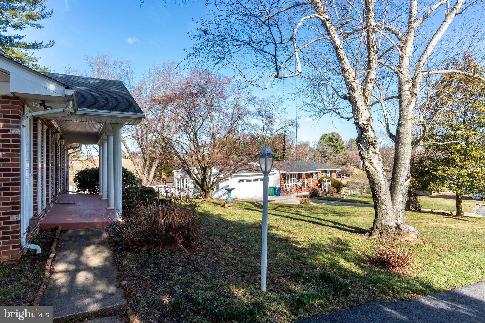 EAZEE ACRES - Residential