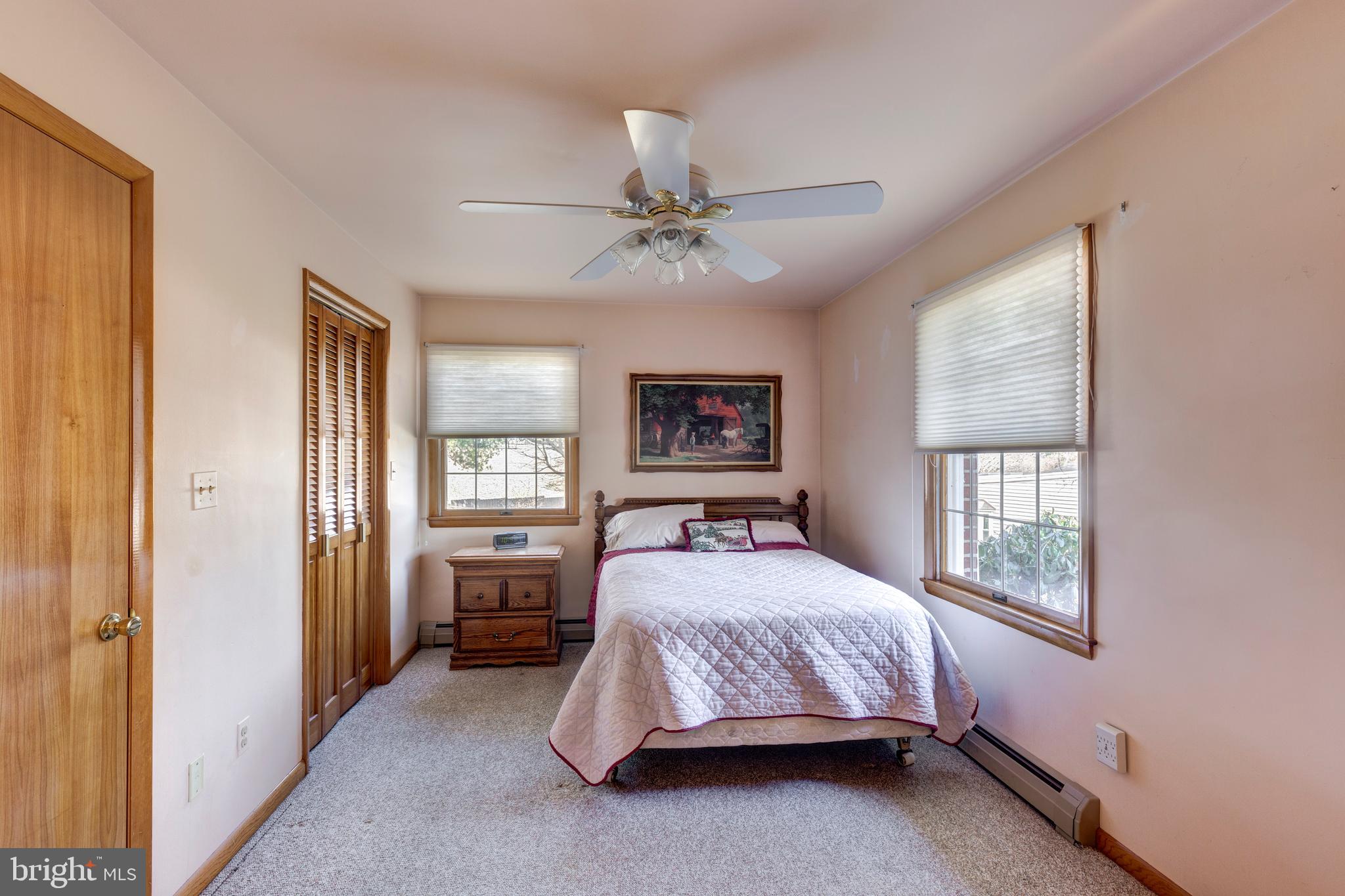 EAZEE ACRES - Residential