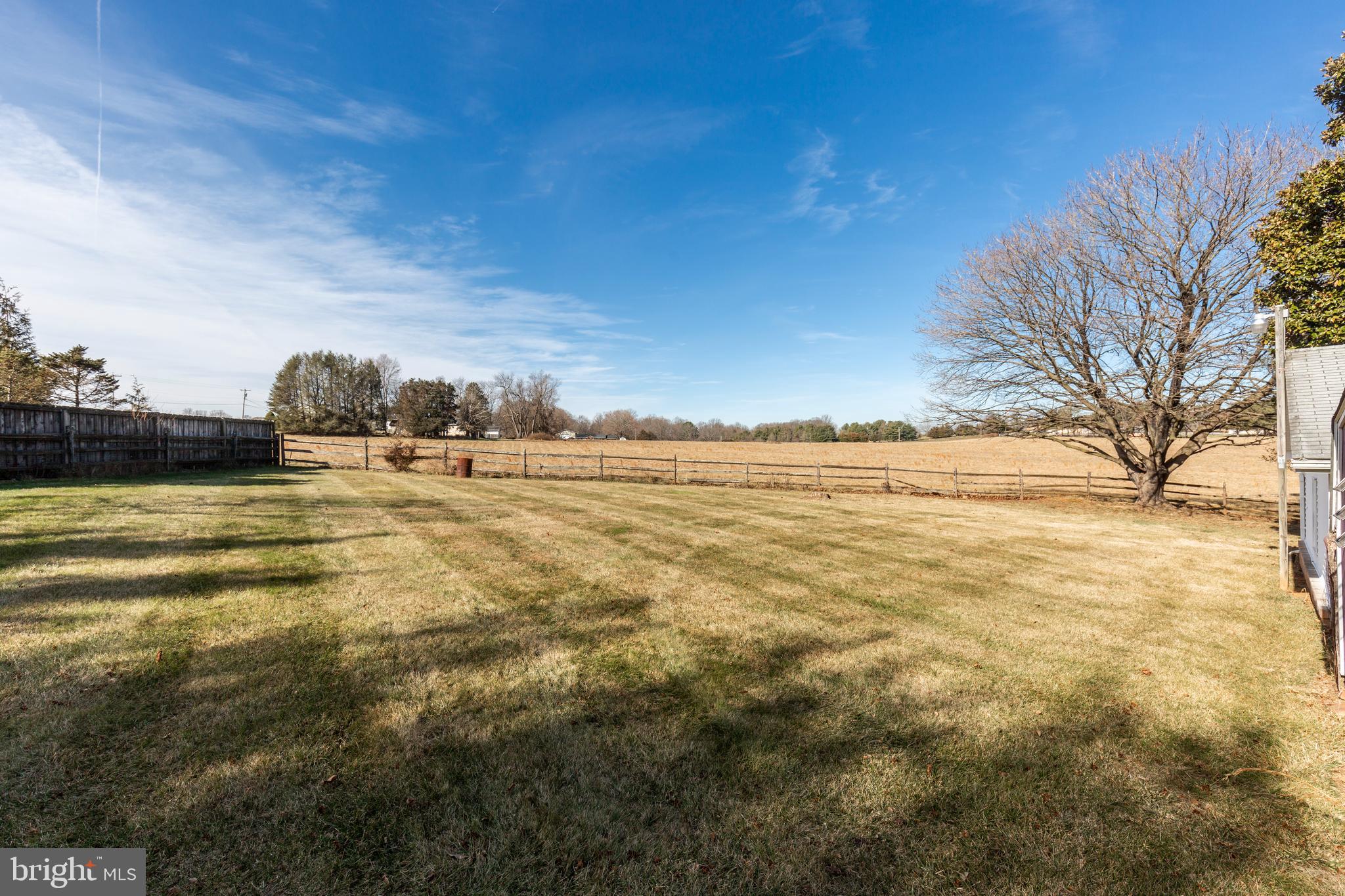 EAZEE ACRES - Residential