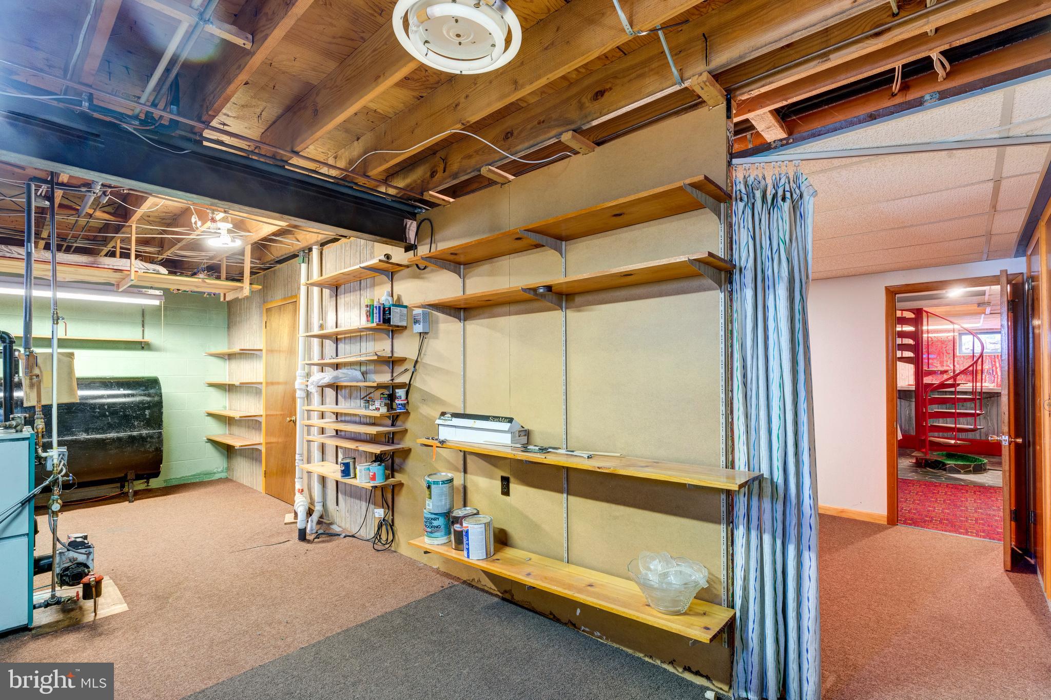 EAZEE ACRES - Residential