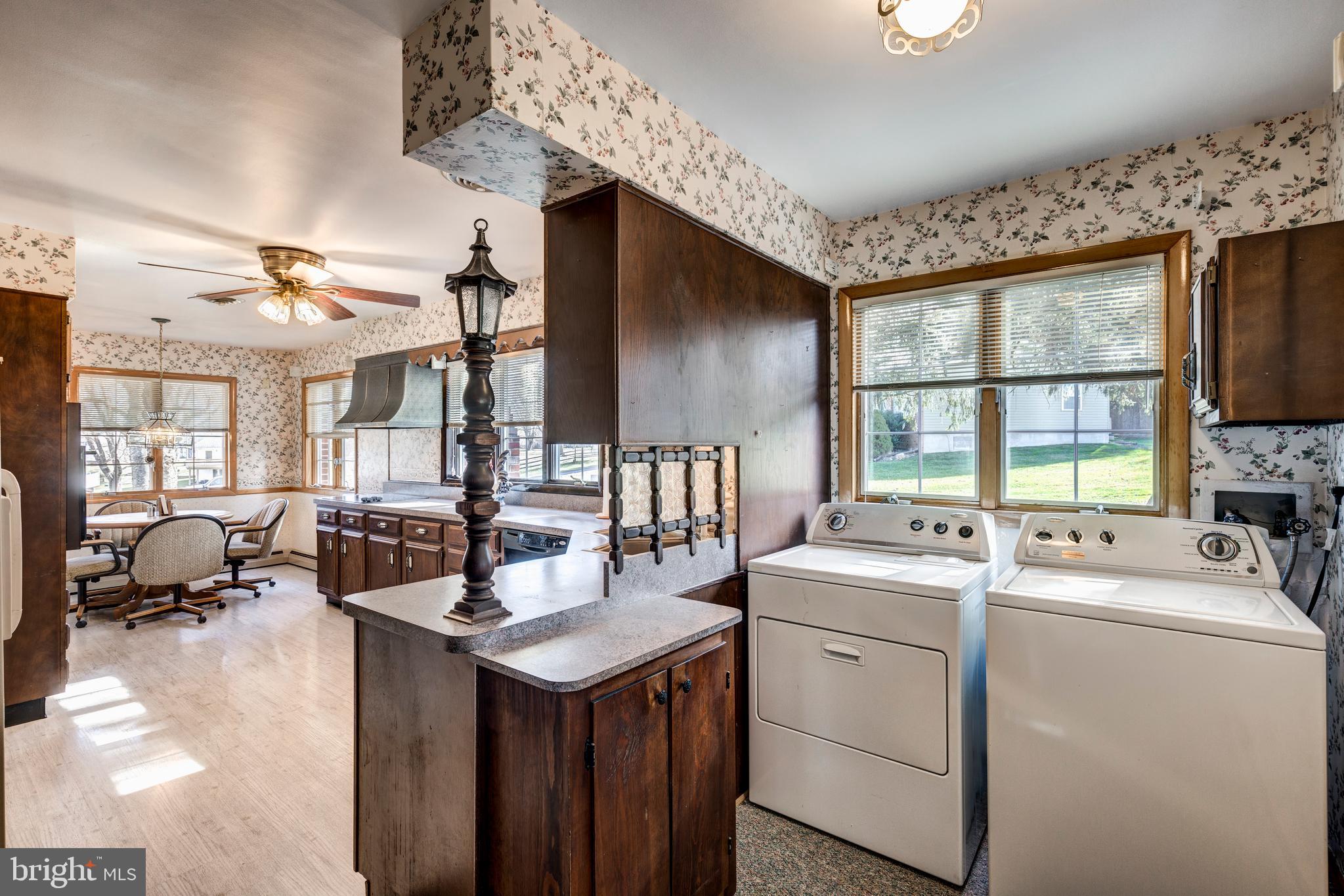 EAZEE ACRES - Residential