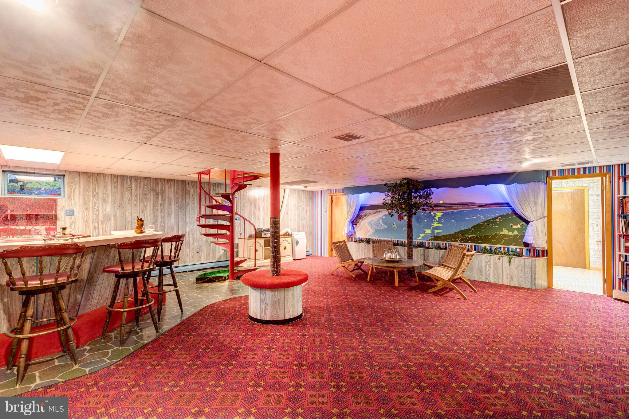 EAZEE ACRES - Residential