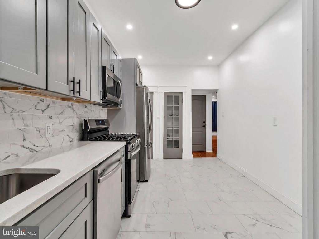 GUILFORD - Residential Lease