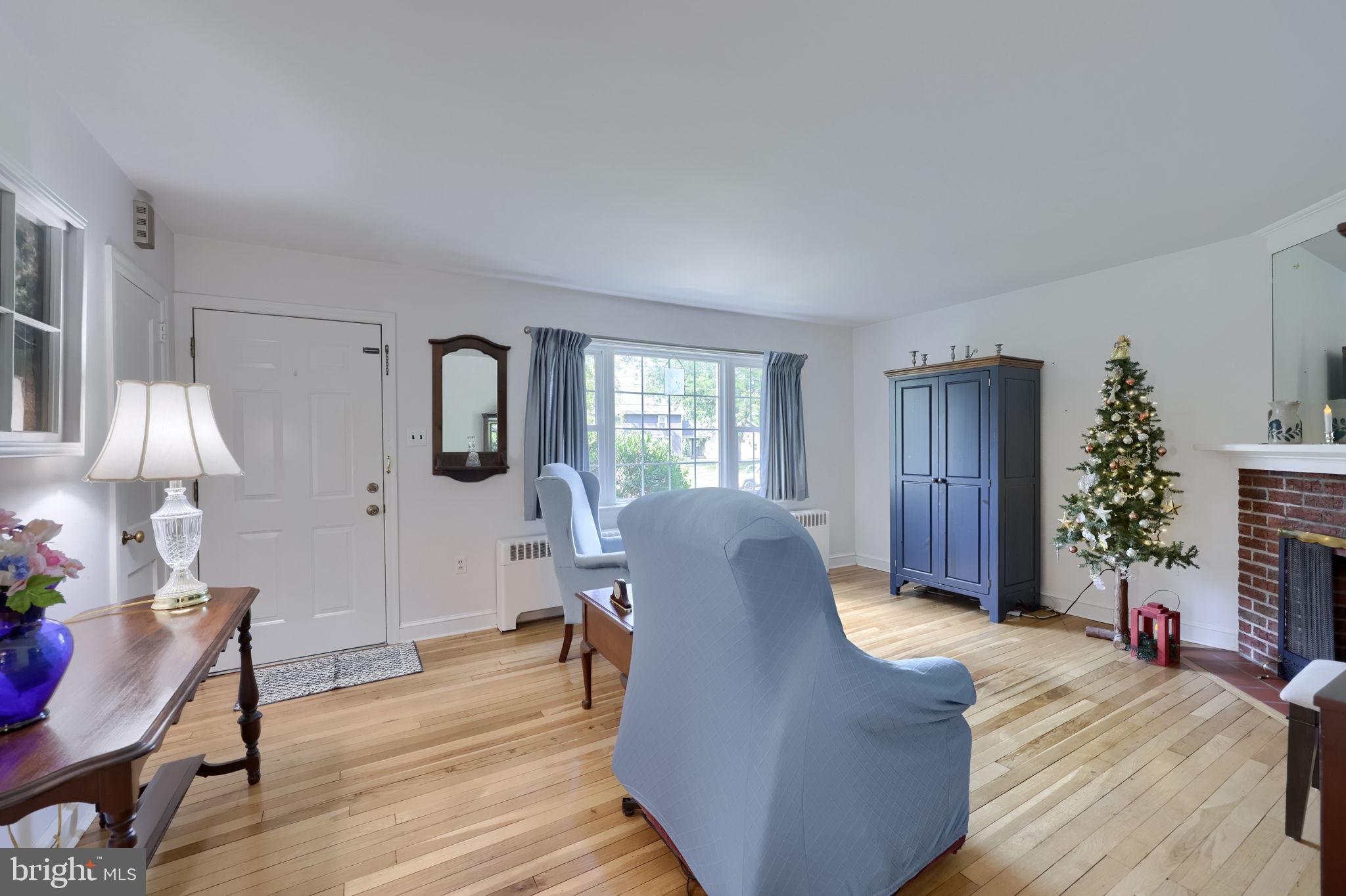 2576 GRAYSTONE ROAD