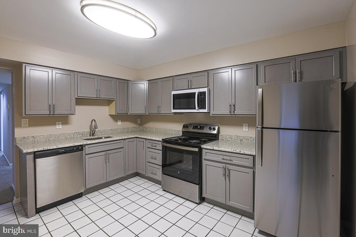 CHESWOLDE - Residential Lease
