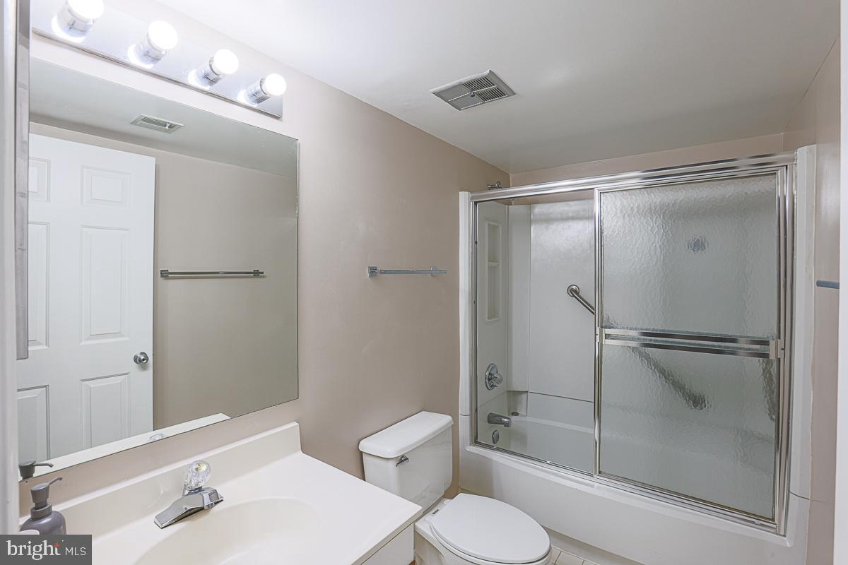 CHESWOLDE - Residential Lease