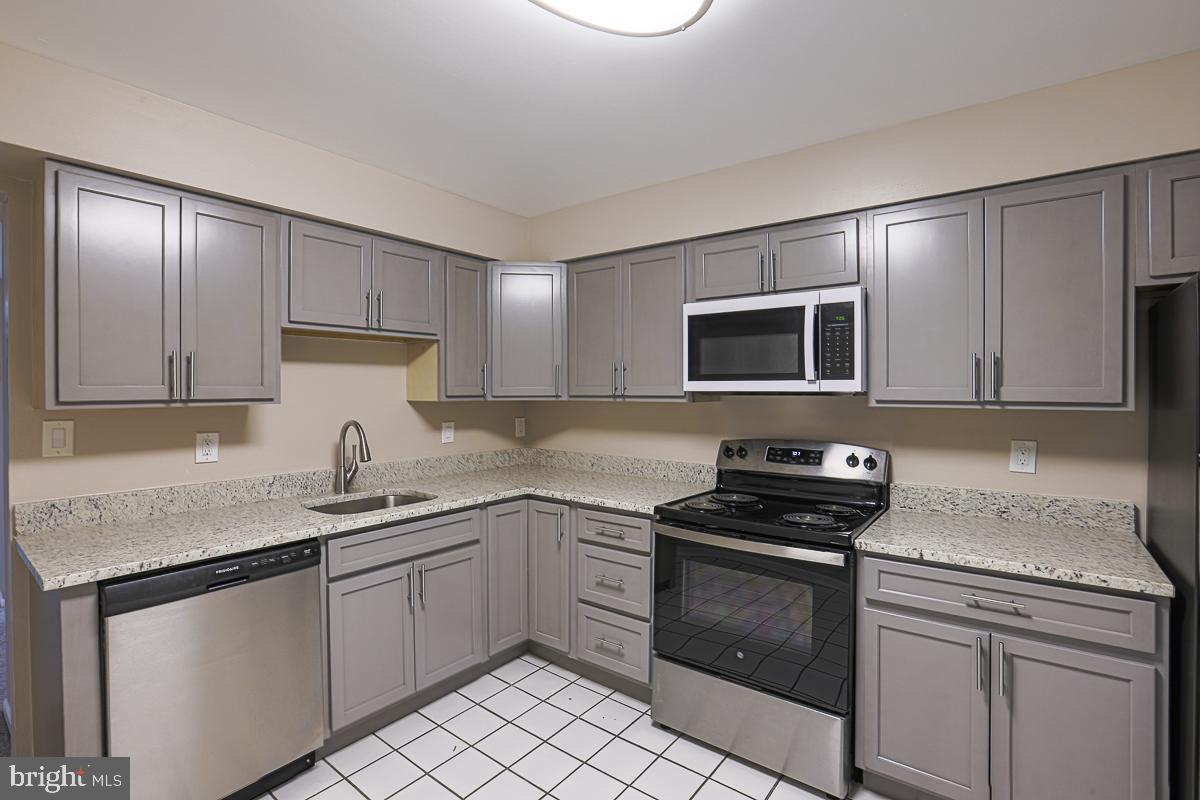 CHESWOLDE - Residential Lease