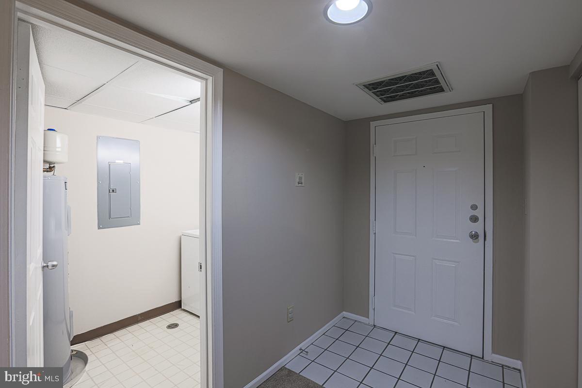 CHESWOLDE - Residential Lease