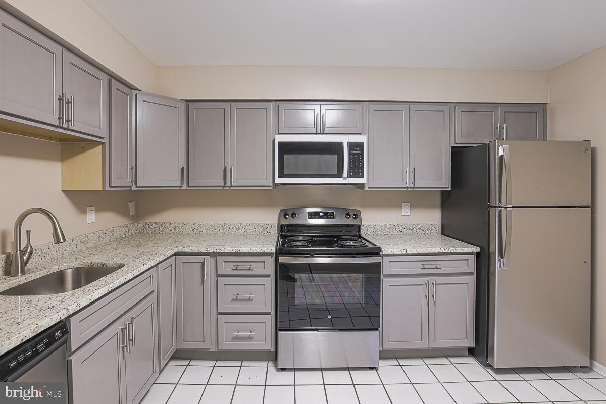 CHESWOLDE - Residential Lease
