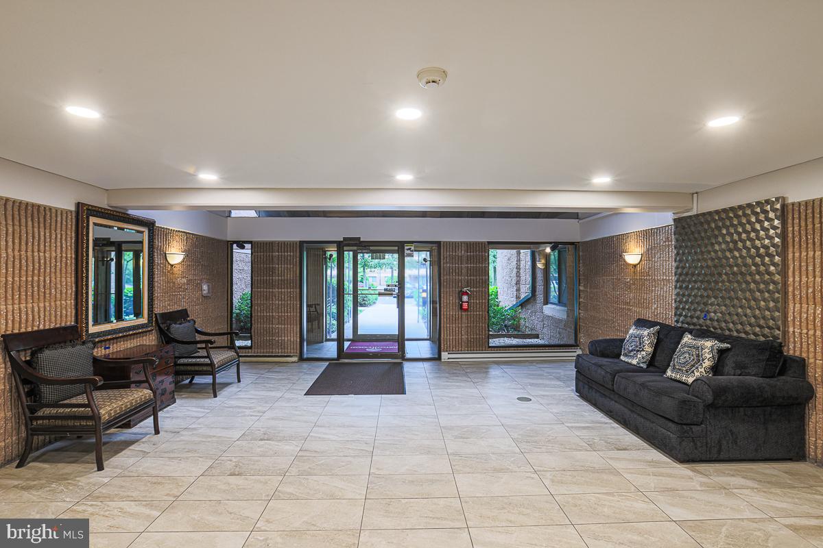 CHESWOLDE - Residential Lease
