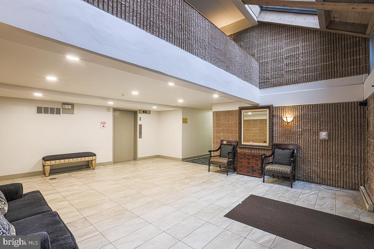 CHESWOLDE - Residential Lease