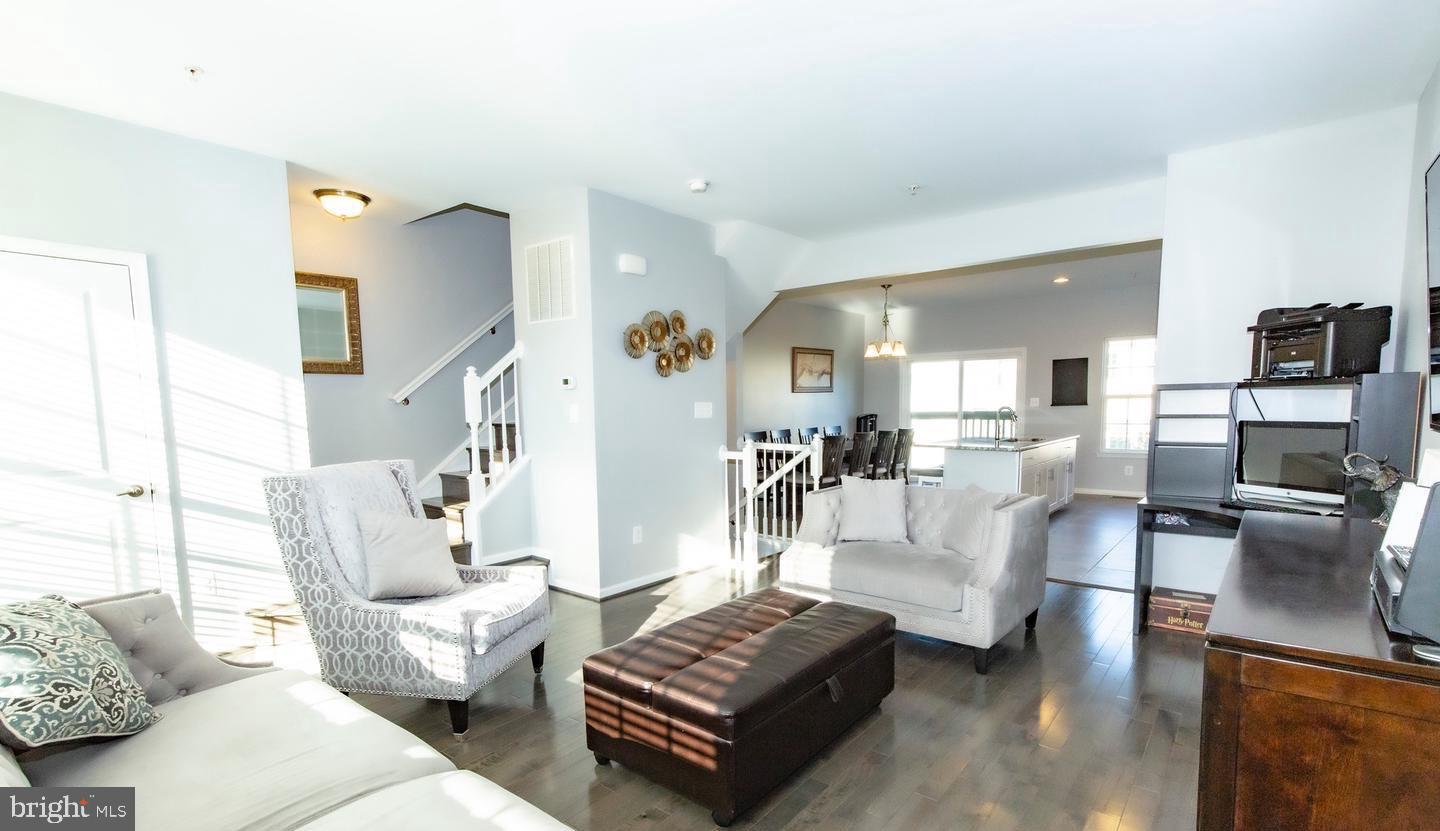 OLNEY SPRINGS - Residential Lease