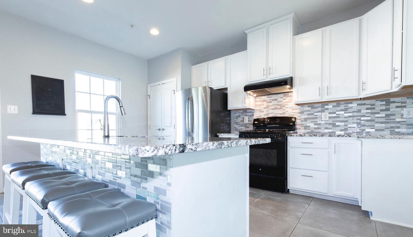 OLNEY SPRINGS - Residential Lease