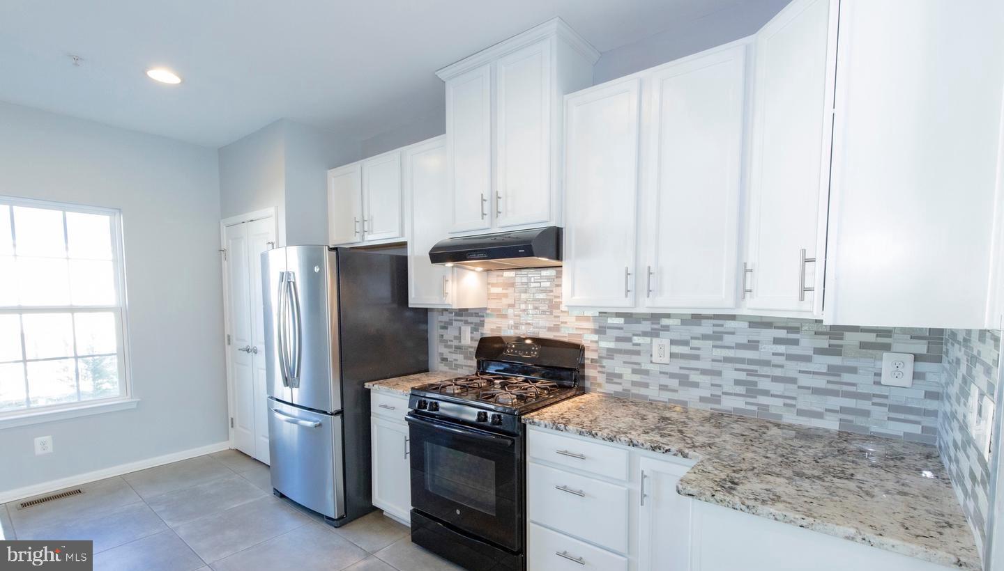 OLNEY SPRINGS - Residential Lease