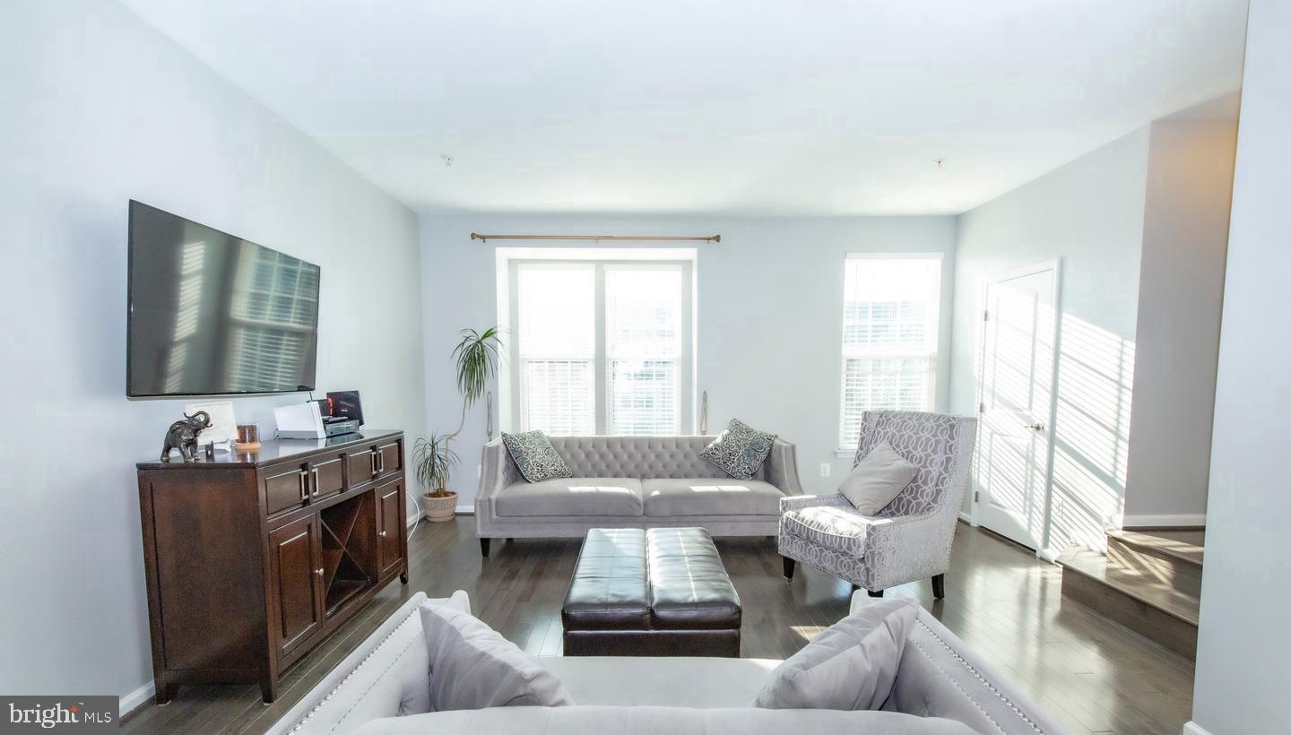 OLNEY SPRINGS - Residential Lease