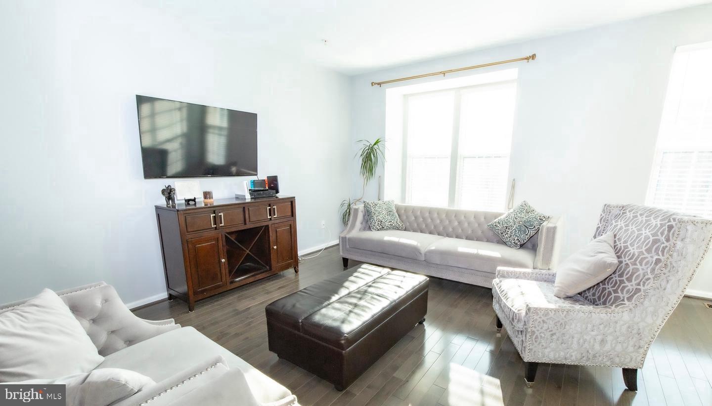 OLNEY SPRINGS - Residential Lease