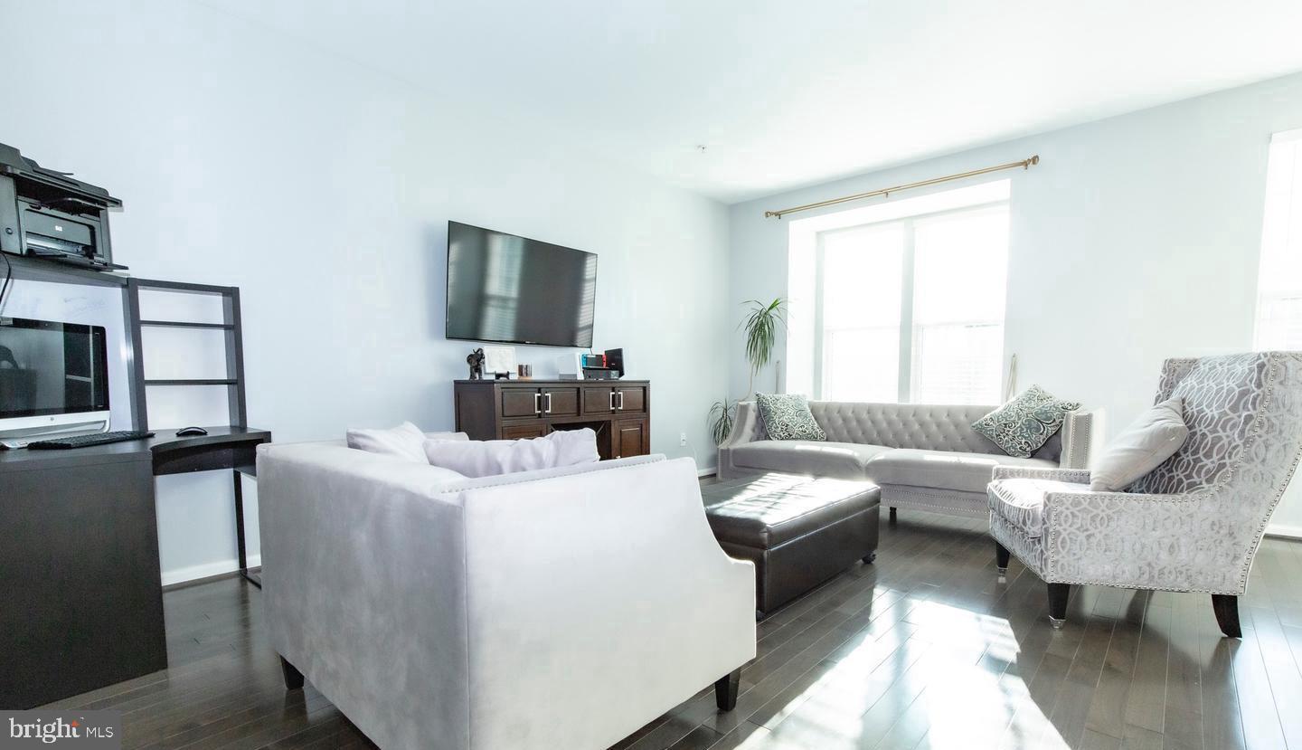 OLNEY SPRINGS - Residential Lease