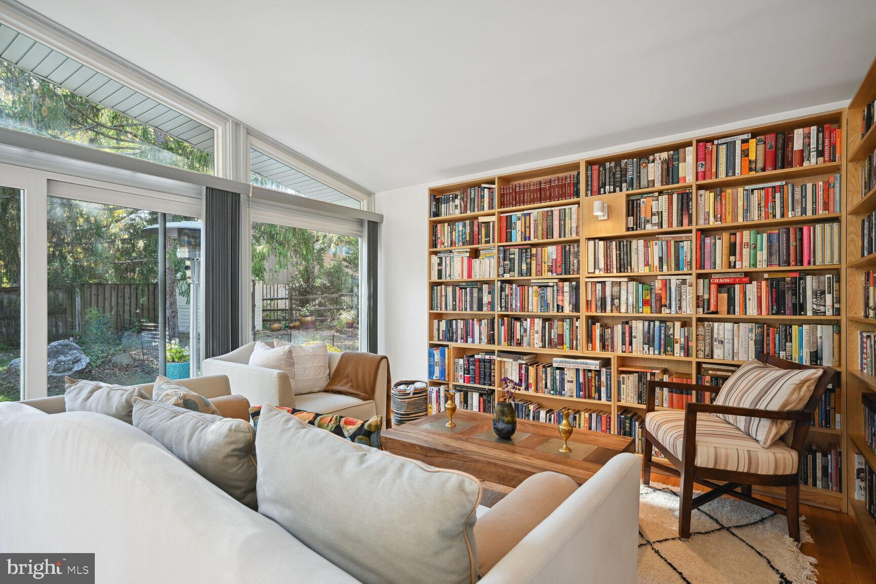 RED COAT WOODS - Residential Lease