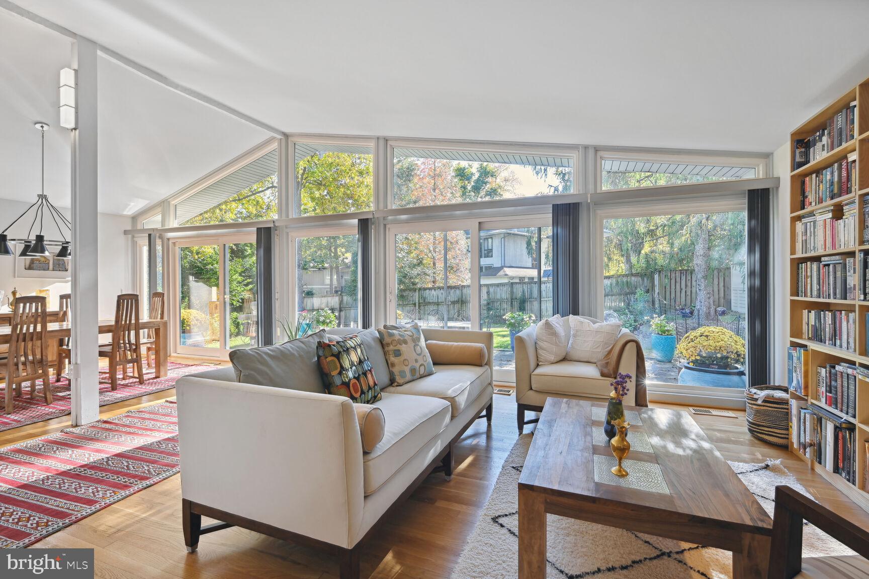 RED COAT WOODS - Residential Lease