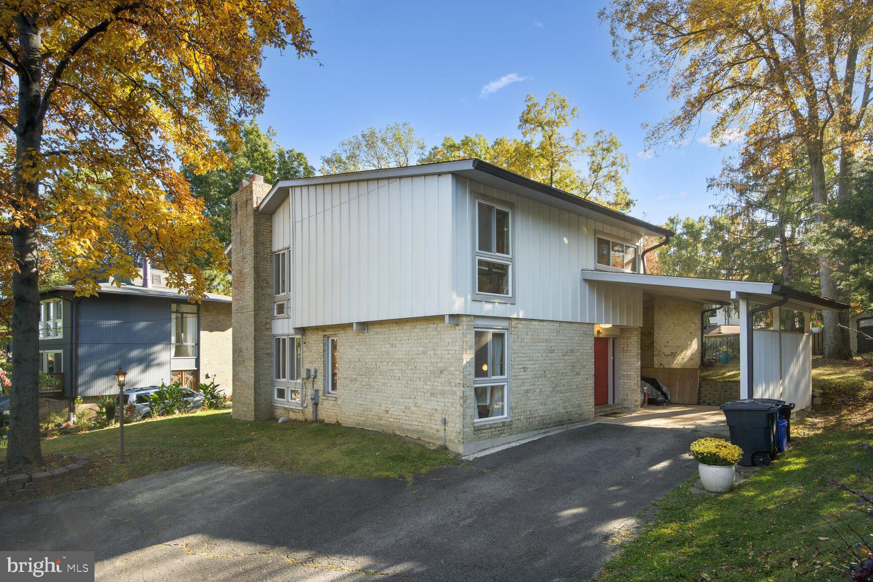 RED COAT WOODS - Residential Lease