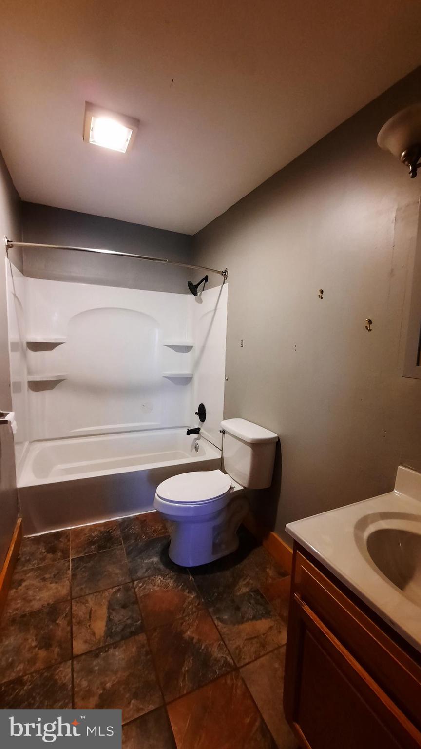 WOODSIDE - Residential Lease