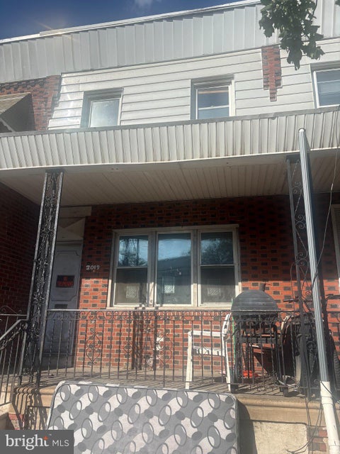 Townhouse For Sale - 2019 S 65th Street<br/> Philadelphia County, PHILADELPHIA, PA 19142