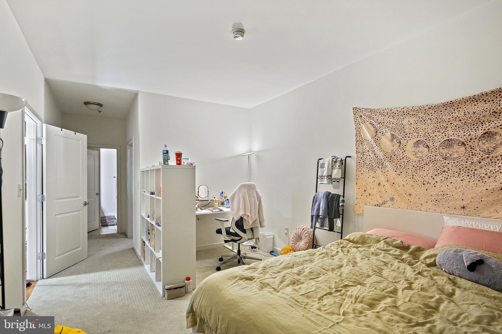 CHARLES VILLAGE - Residential Lease