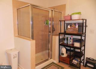 CHARLES VILLAGE - Residential Lease