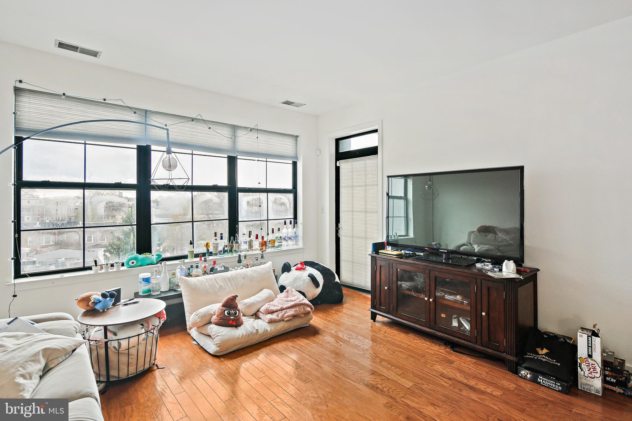 CHARLES VILLAGE - Residential Lease