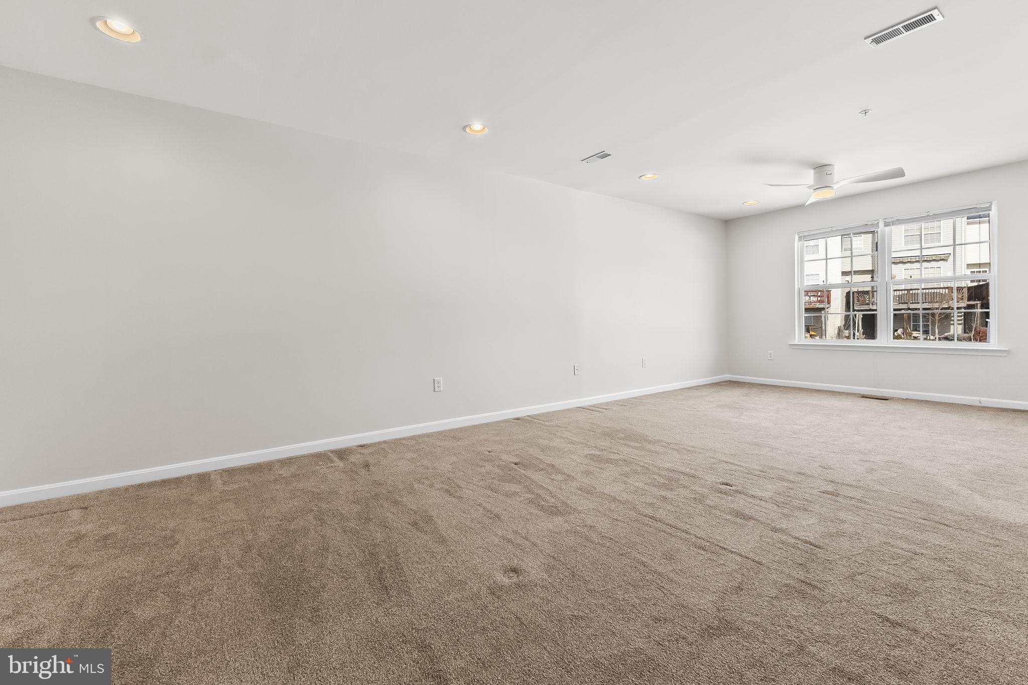 WINTERS RUN MANOR - Residential