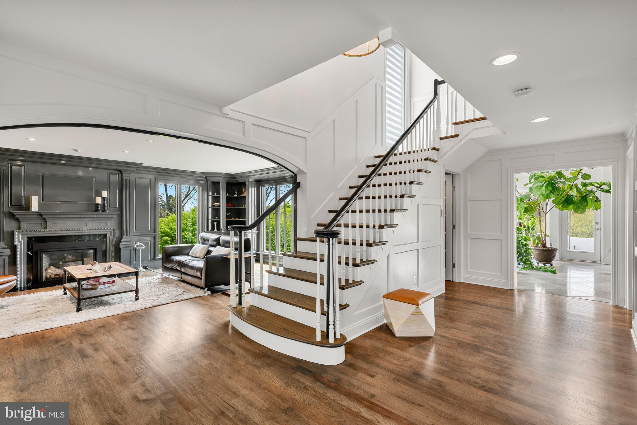 RAVENSCLIFF - Residential