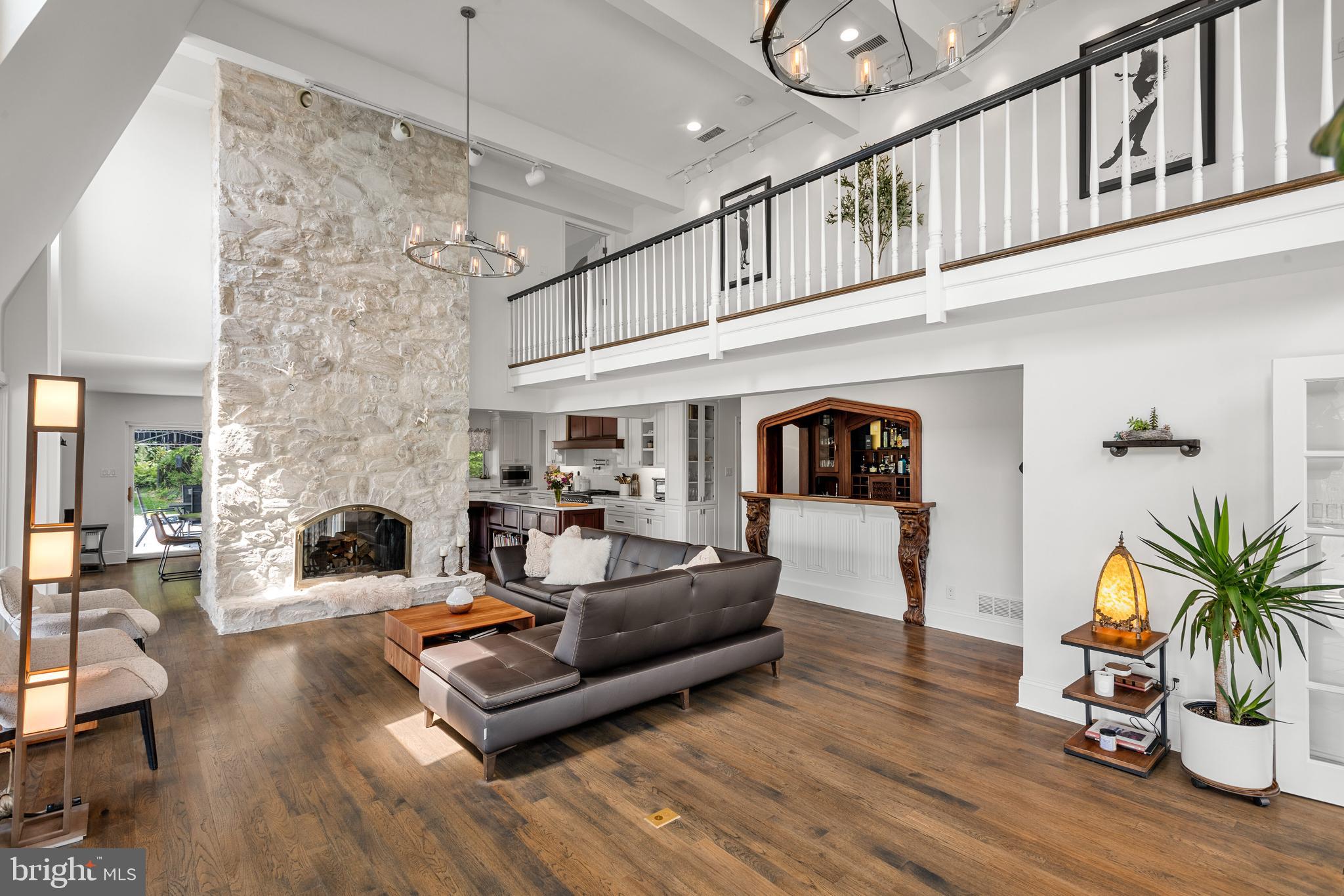 RAVENSCLIFF - Residential