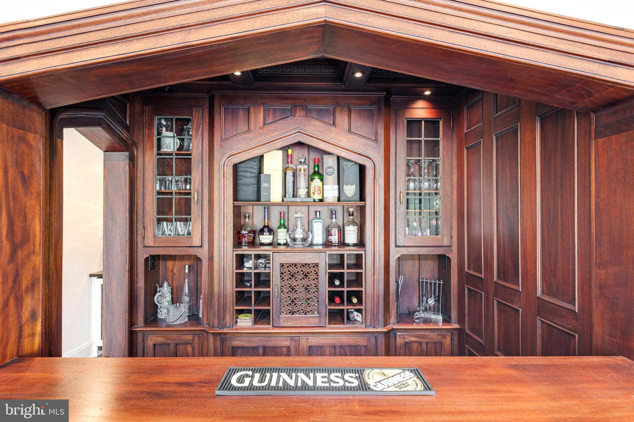 RAVENSCLIFF - Residential