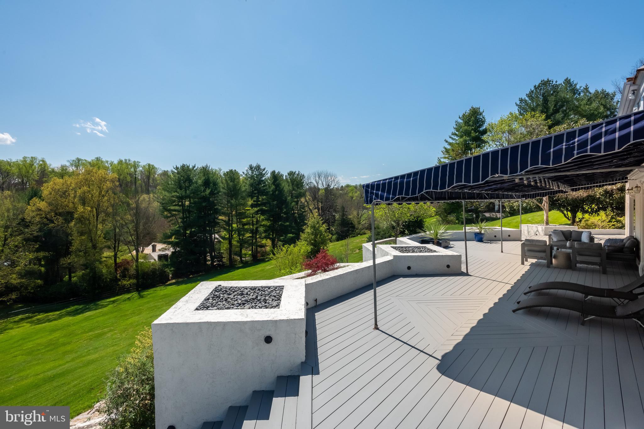 RAVENSCLIFF - Residential