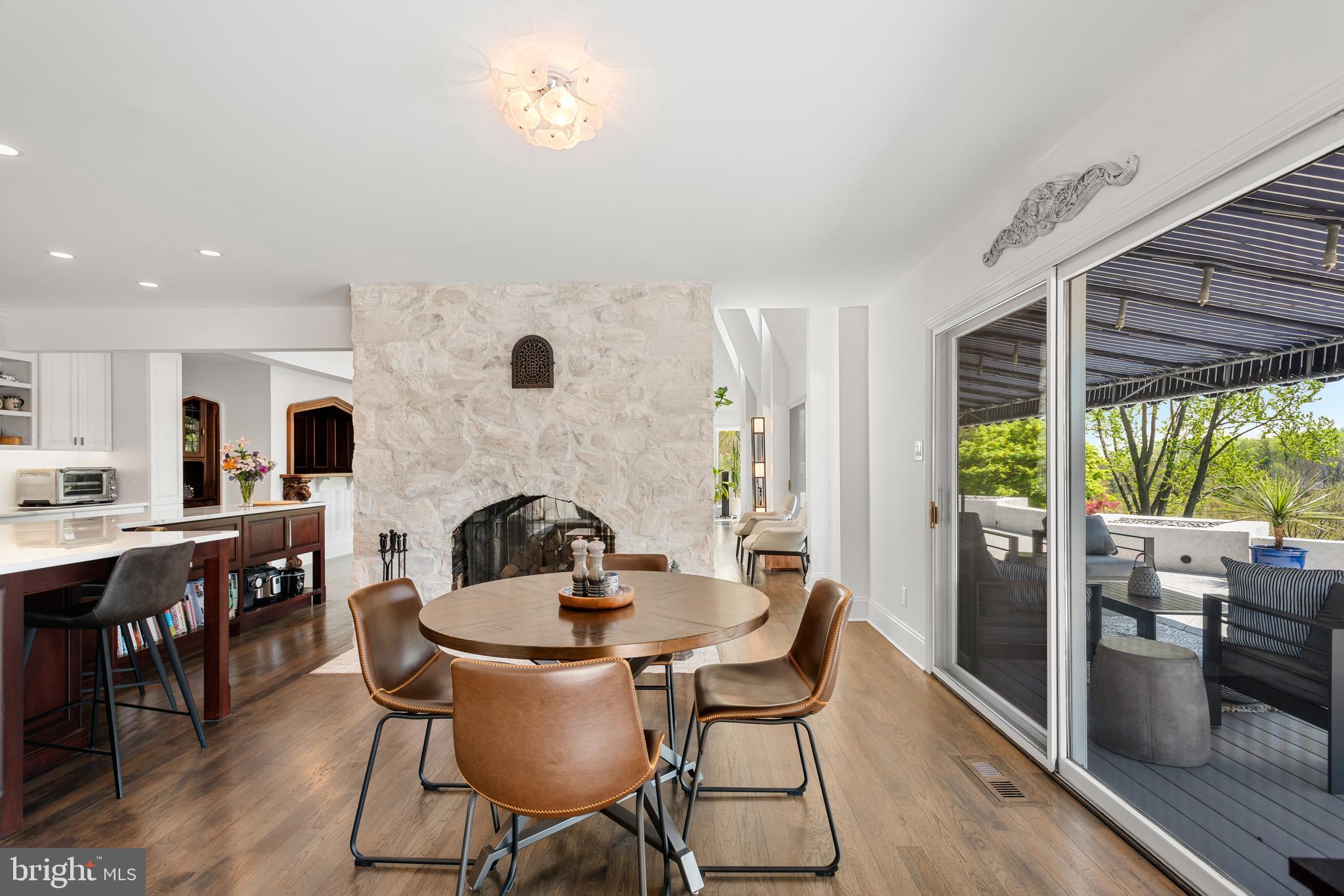 RAVENSCLIFF - Residential