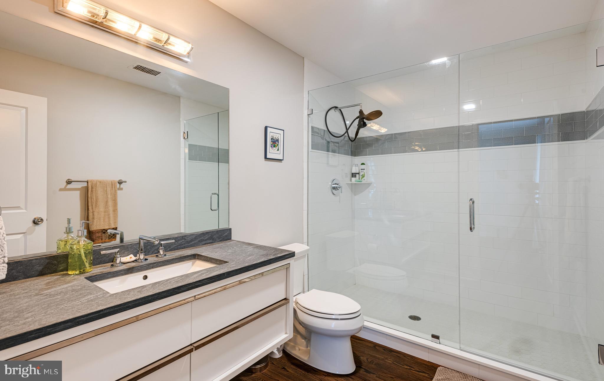 RAVENSCLIFF - Residential