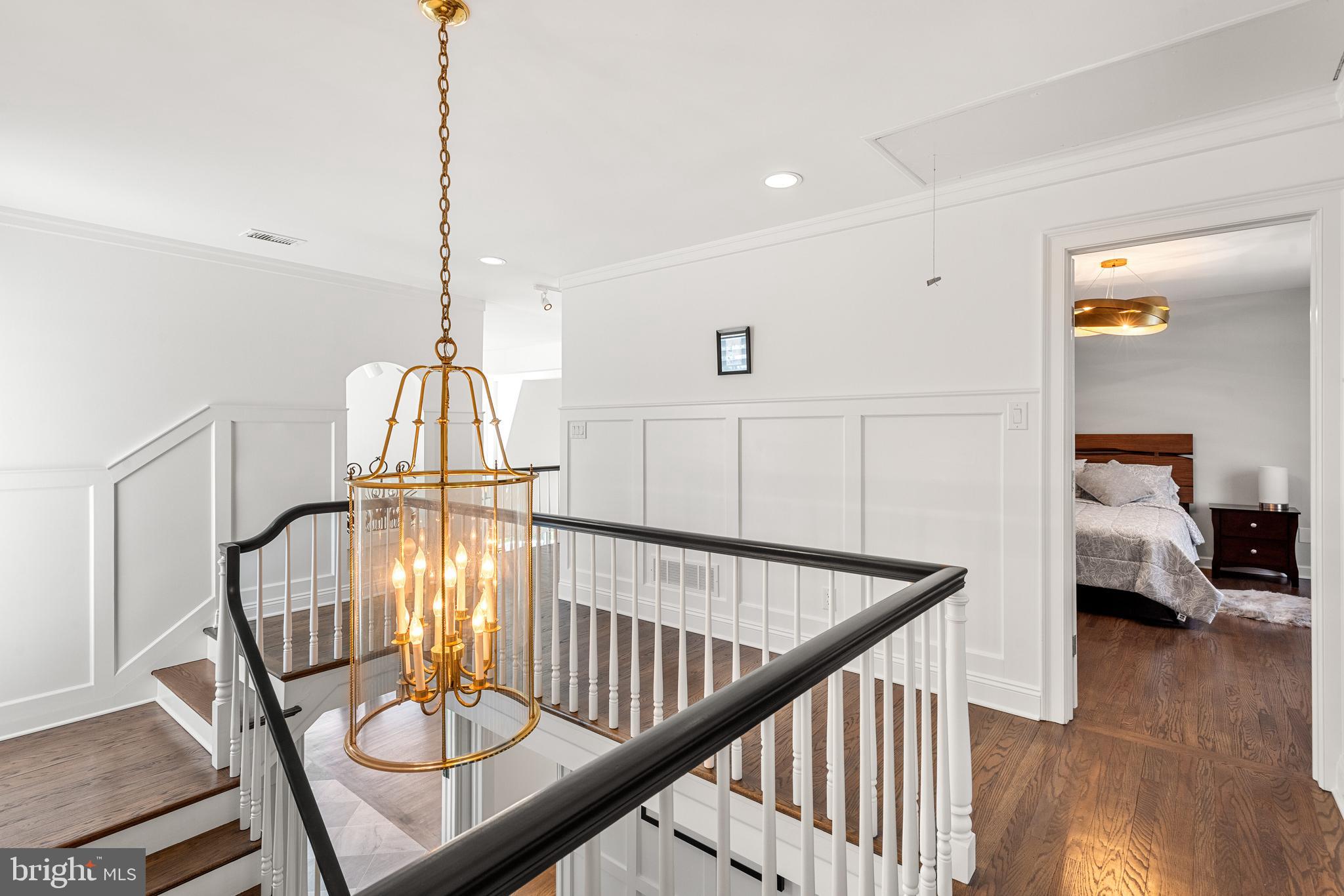 RAVENSCLIFF - Residential