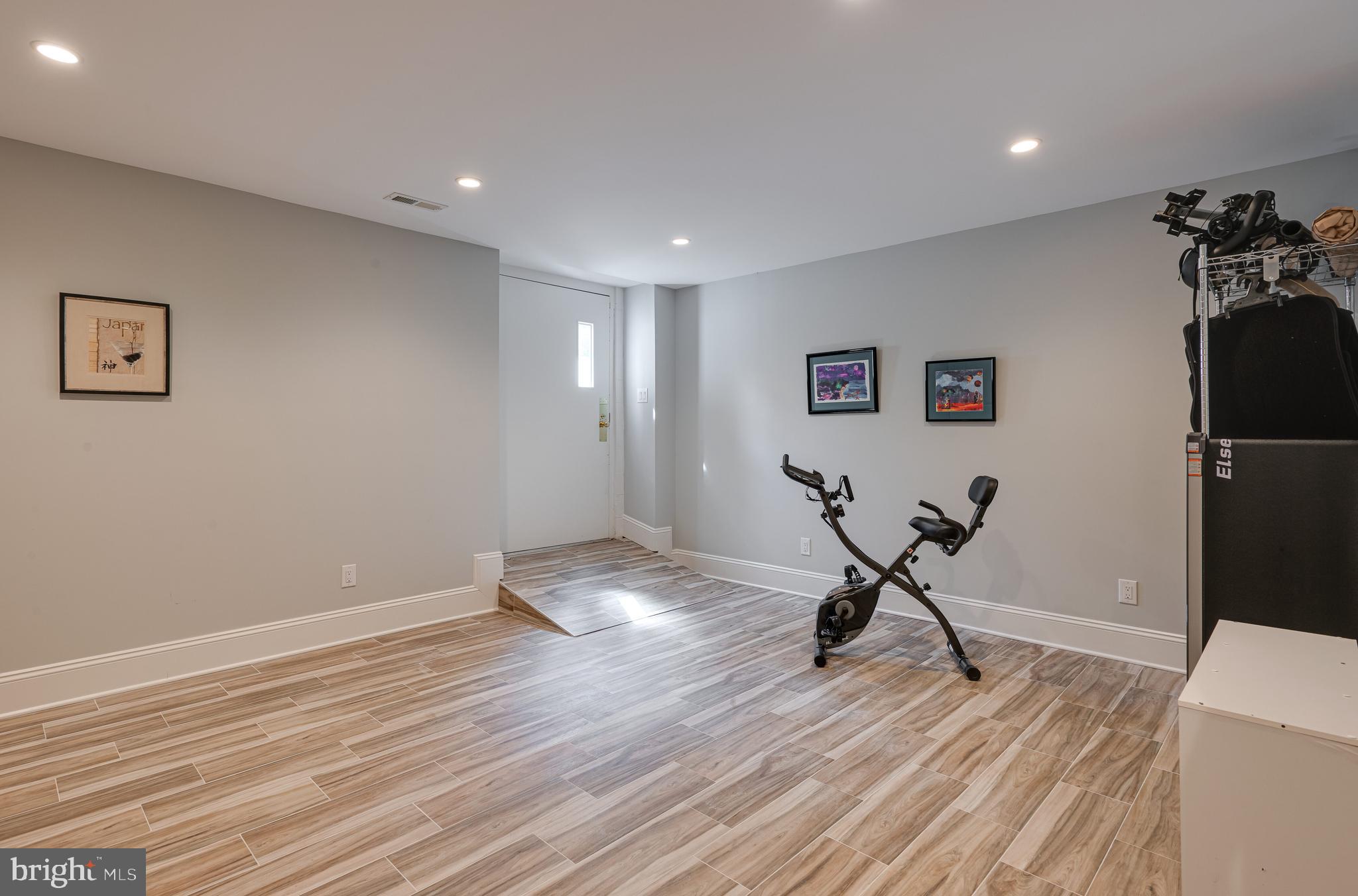 RAVENSCLIFF - Residential